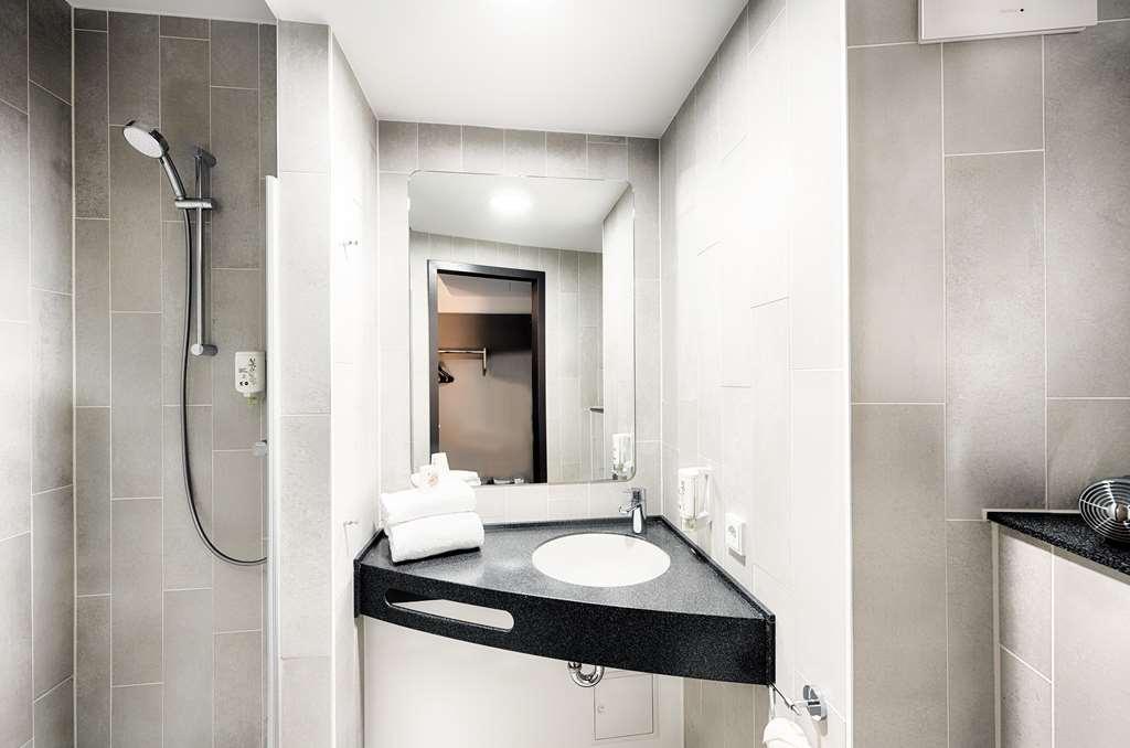 B&B Hotel Вилинген-Швенинген Екстериор снимка