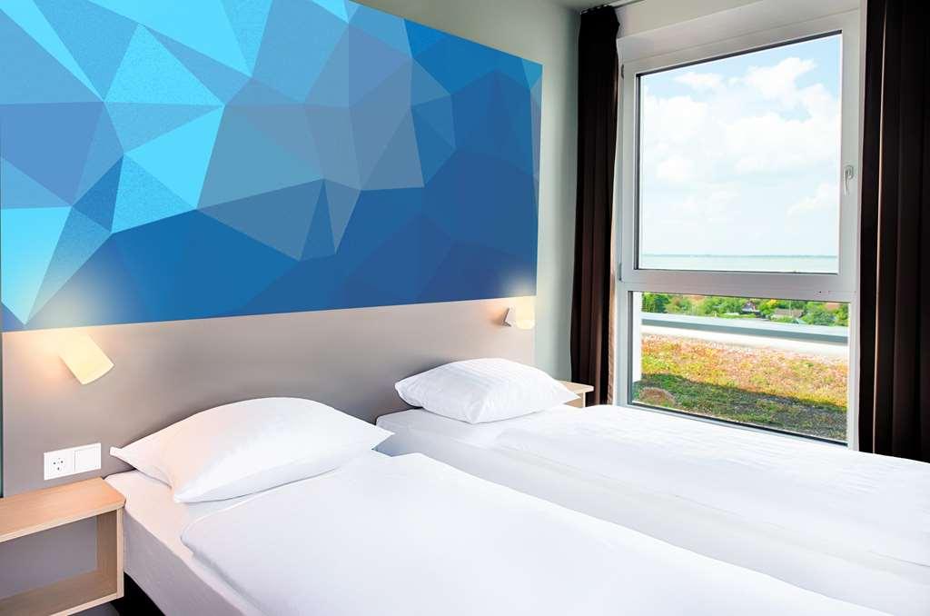 B&B Hotel Вилинген-Швенинген Стая снимка